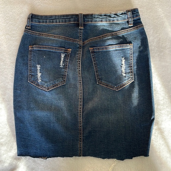 Mini Jean Skirt - Picture 2 of 3